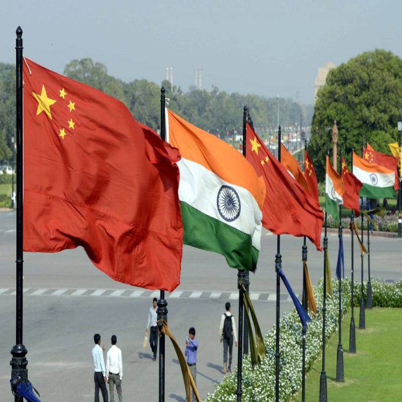 Cuireann an tSín béim ar an tsíocháin i gcaidreamh teorann leis an India